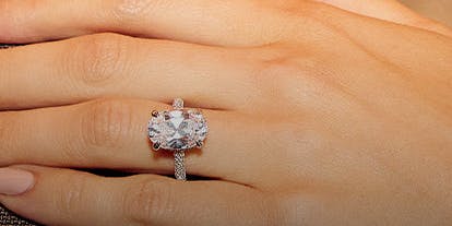 Pavé Diamond Engagement Ring Trends Every Bride Should Know