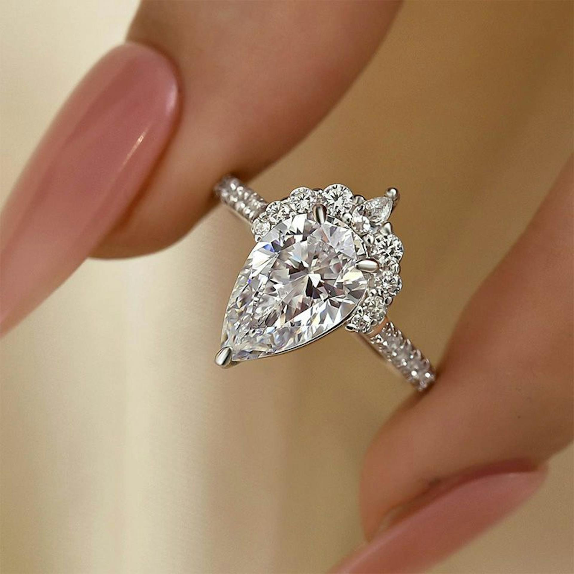 Pear-Cut Diamond