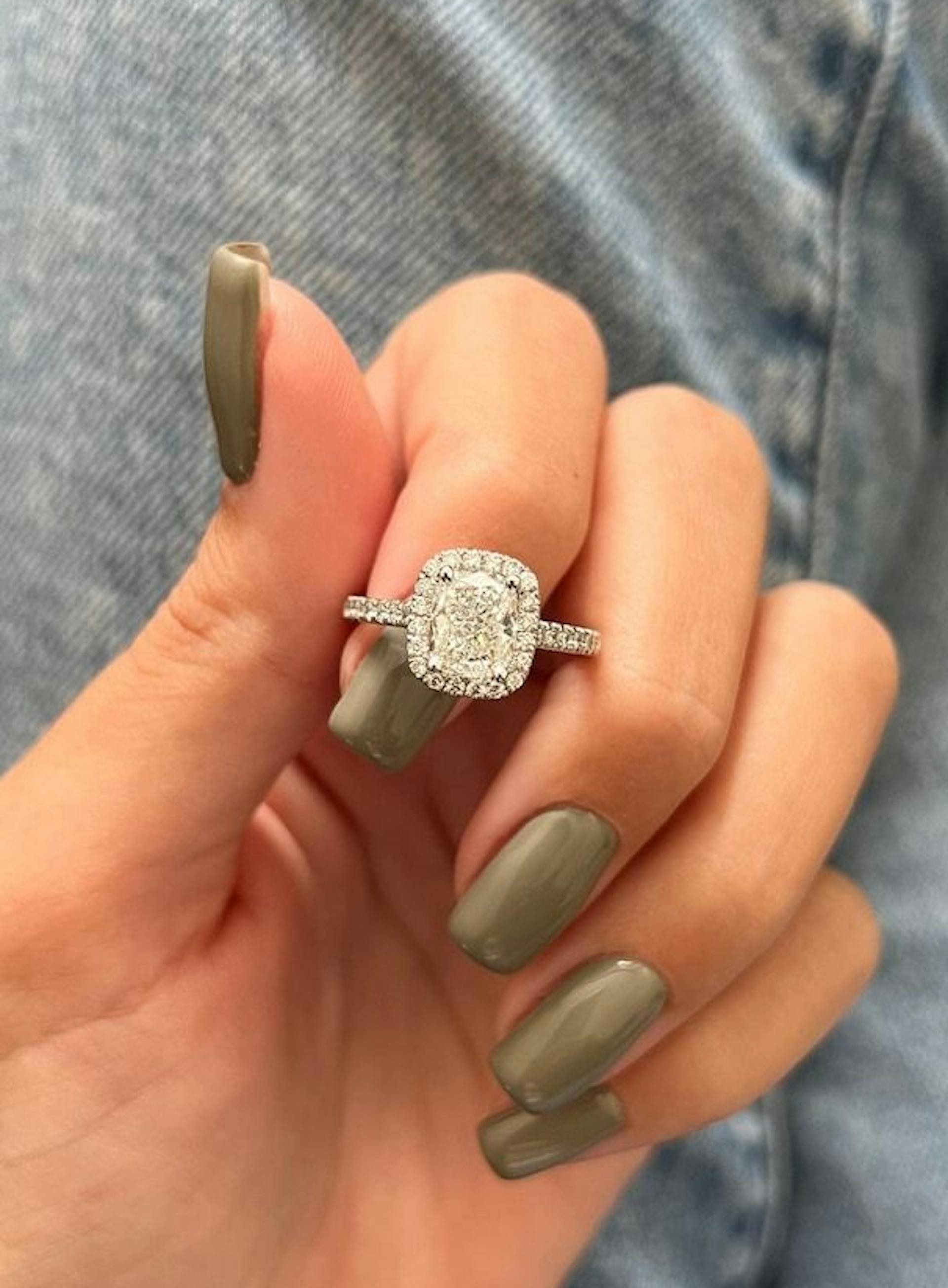 Low-Profile Halo Rings