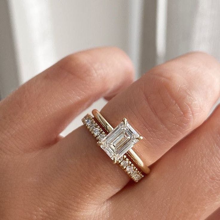 Cushion Cut vs Emerald Cut: Which One Should You Choose?