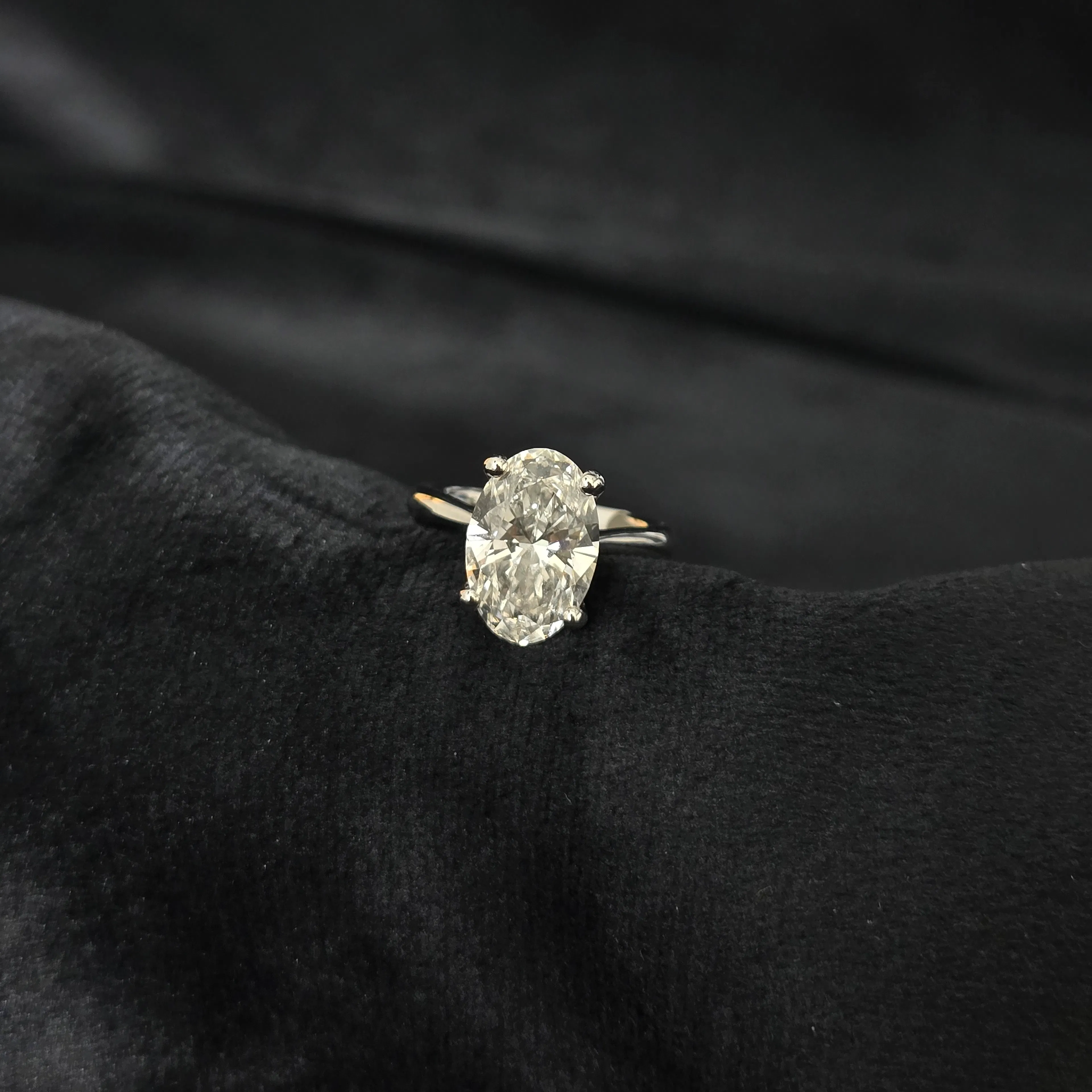 Diamond Ring in 14K Gold | 1001