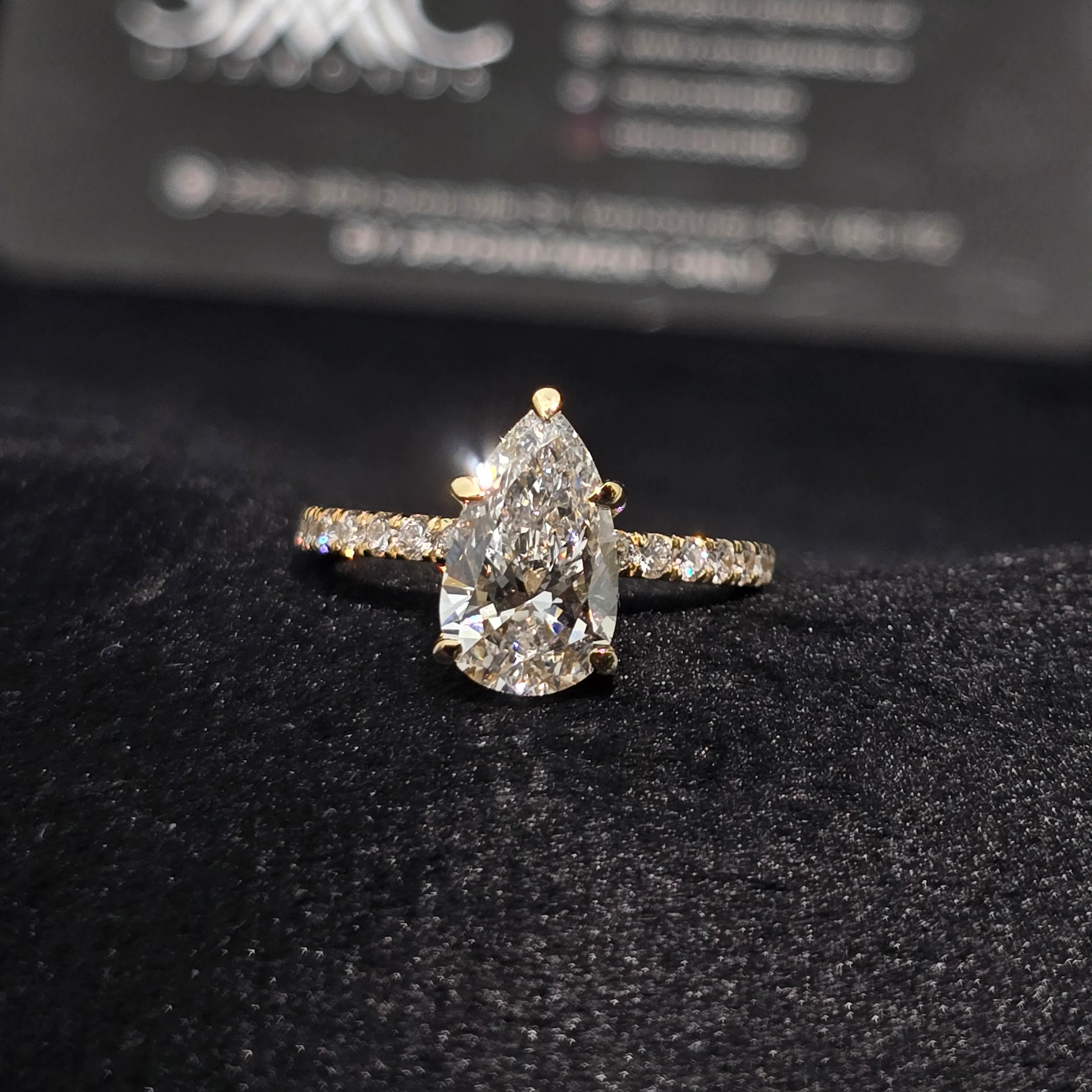 Diamond Ring in 14KT Yellow Gold | 1092