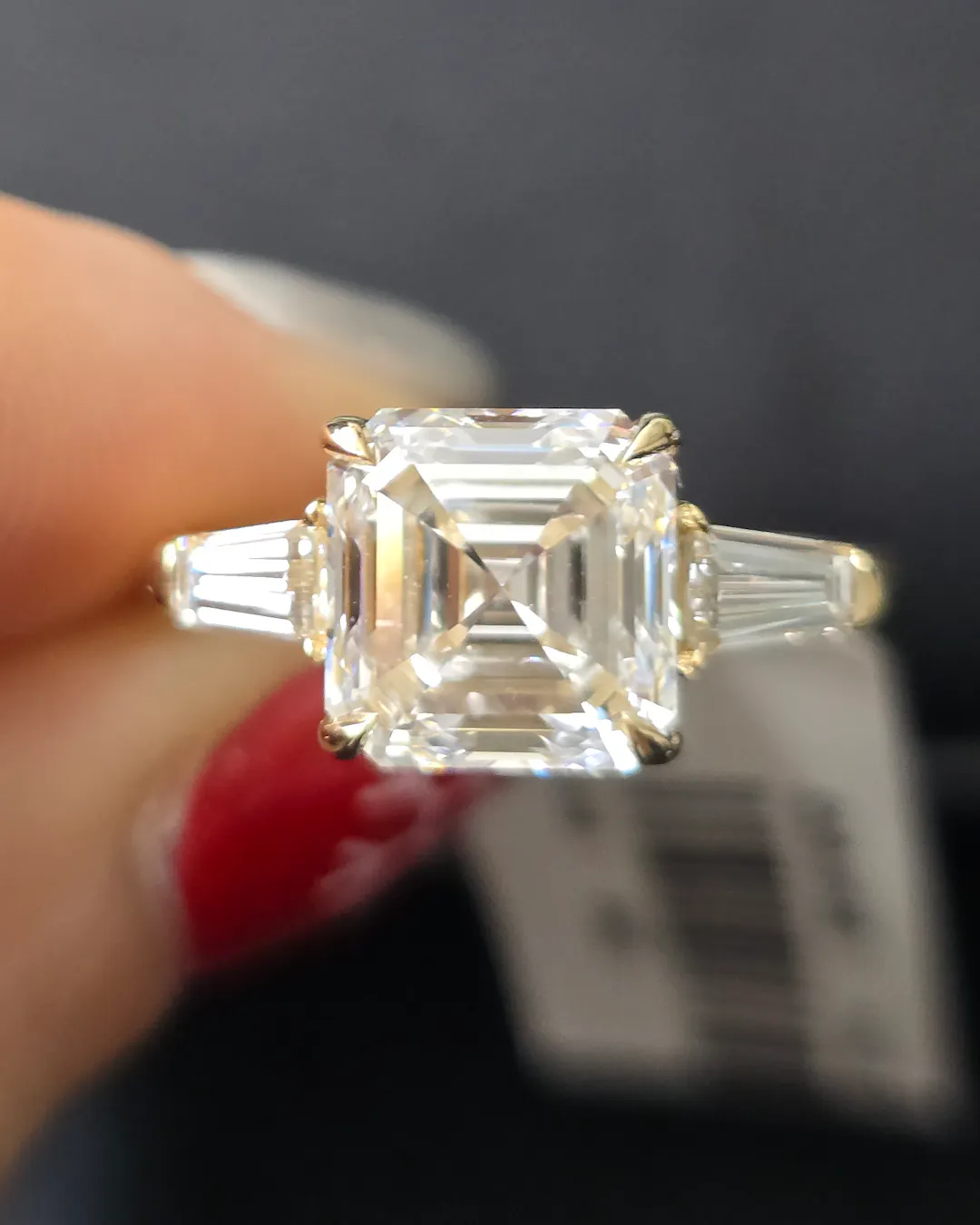 Asscher Cut Diamond Rings