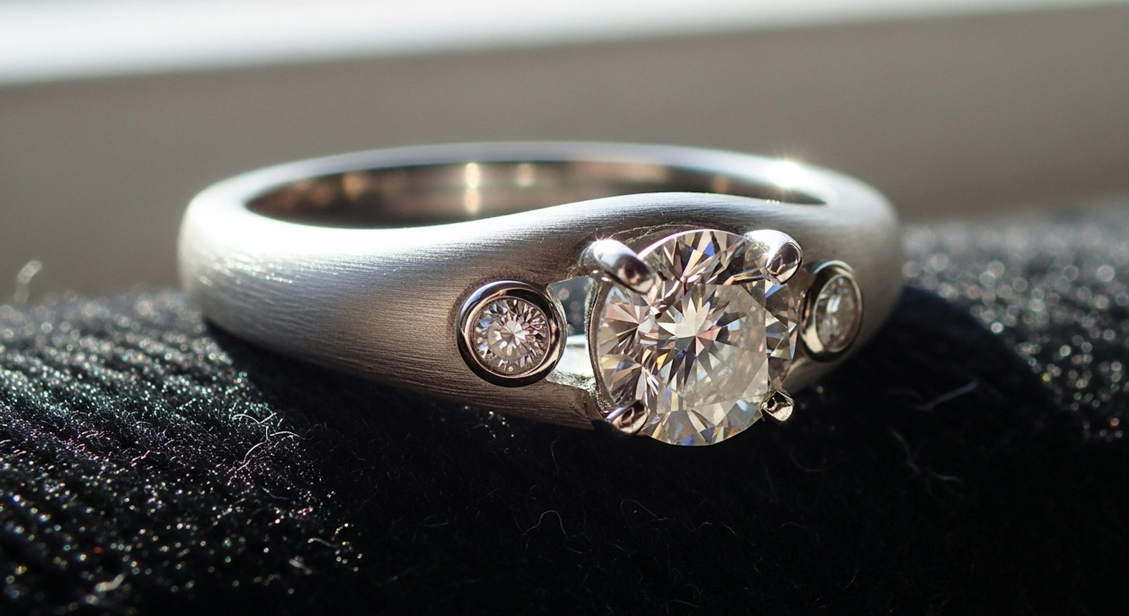 The Metal of the Band Matters Quietly