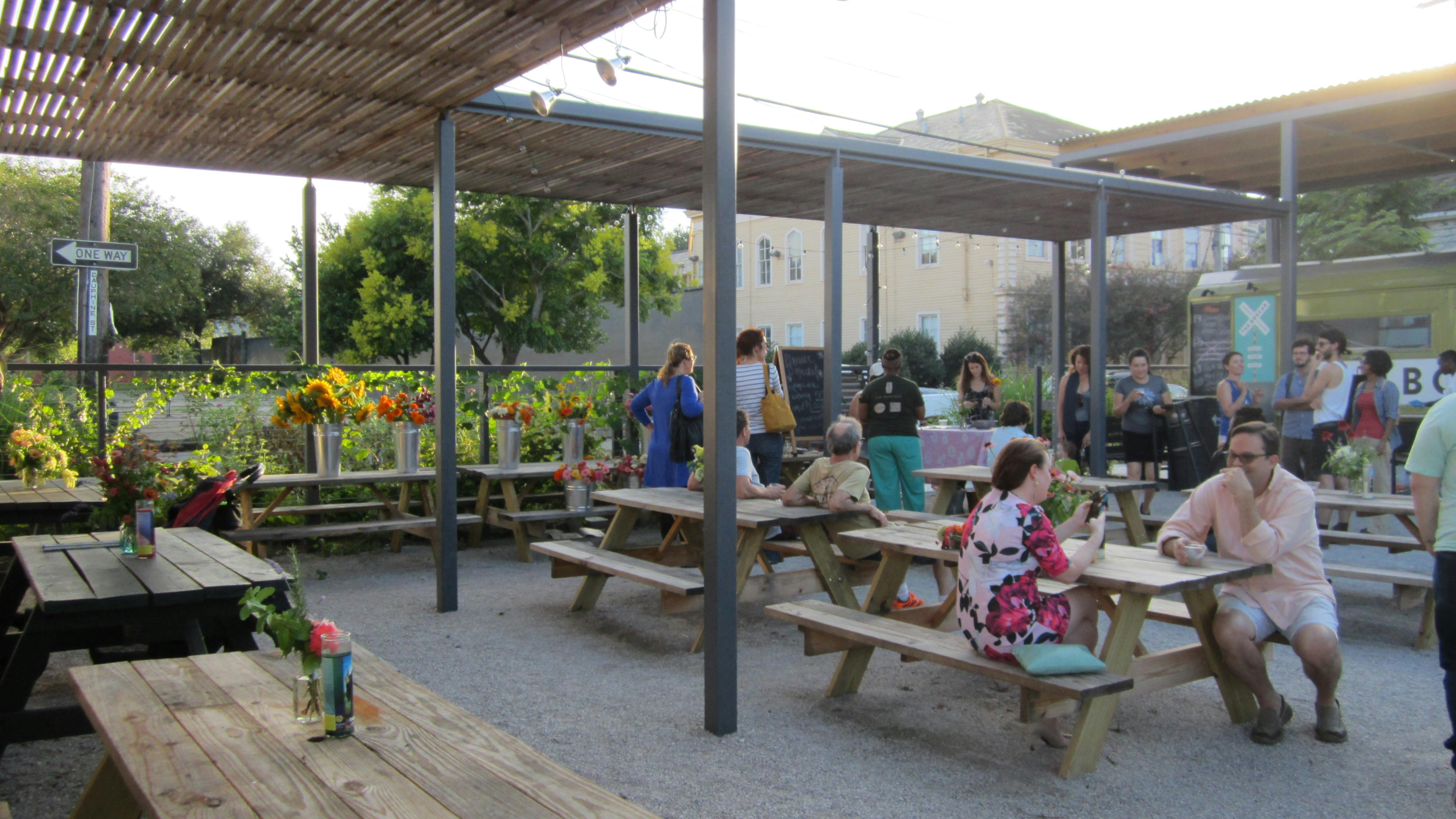 An educational garden integrated with the surrounding community