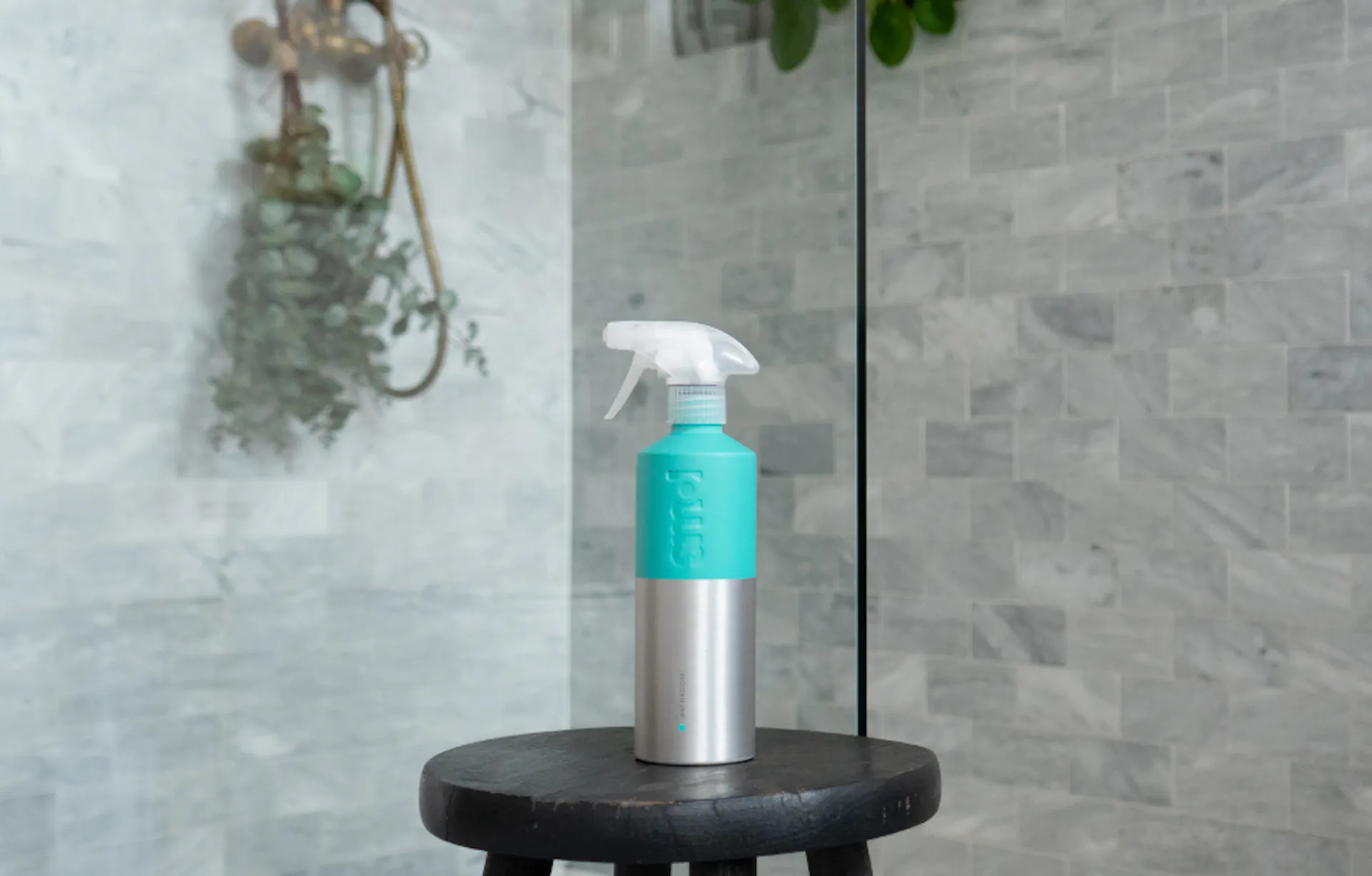 smol bathroom spray