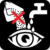 Augen schützen Logo - ein Auge unter einem laufenden Wasserhahn, daneben Waschmittel mit einem roten X