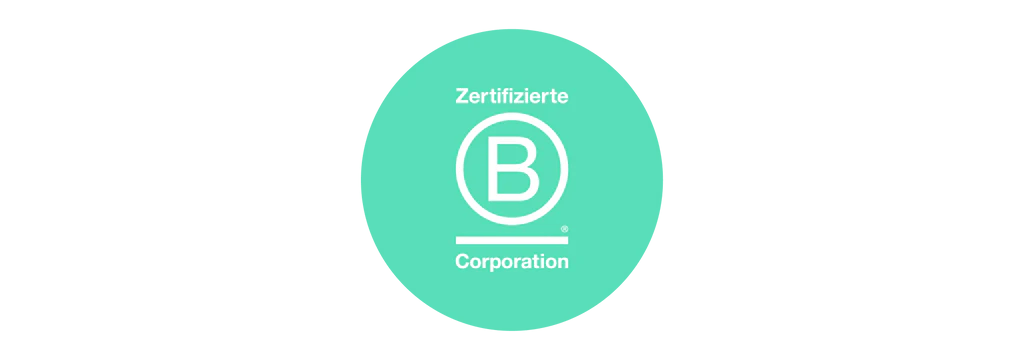 B Corp Logo auf türkiesem Hintergrund