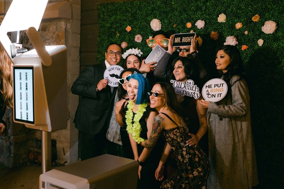 photo booth for hire