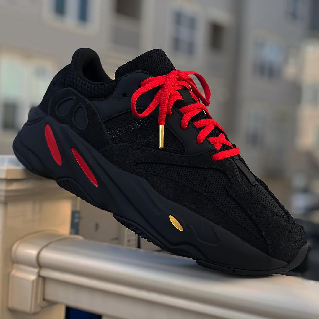 yeezy 700 red