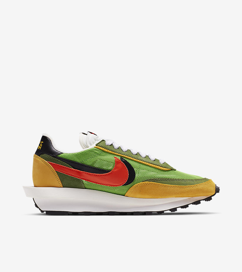 antonia nike sacai
