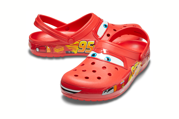 Heely crocs discount lightning mcqueen