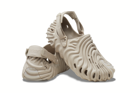SALEHE BEMBURY X CROCS POLLEX CLOG HORCHATA