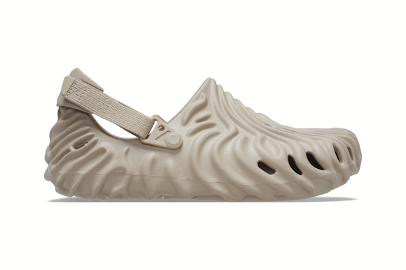 SALEHE BEMBURY X CROCS POLLEX CLOG HORCHATA