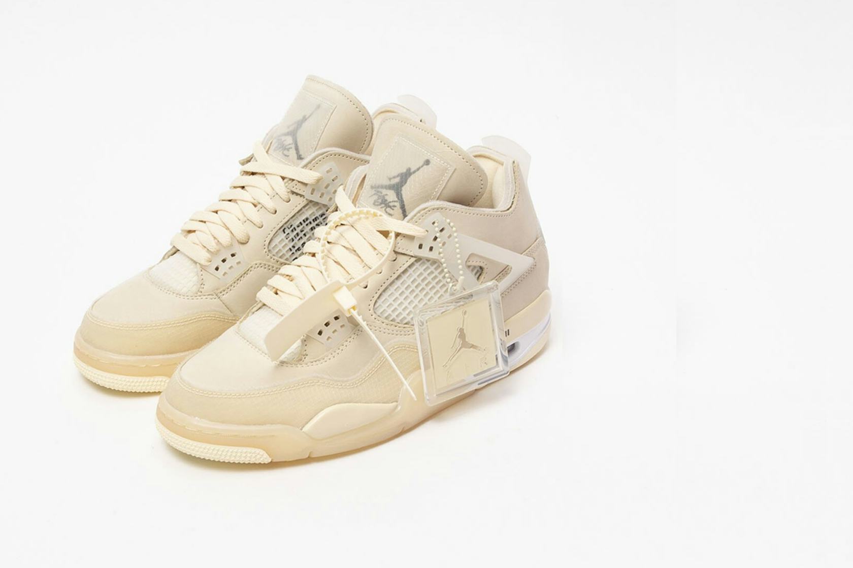 WOMEN'S AIR JORDAN 4 X OFF-WHITE SAIL