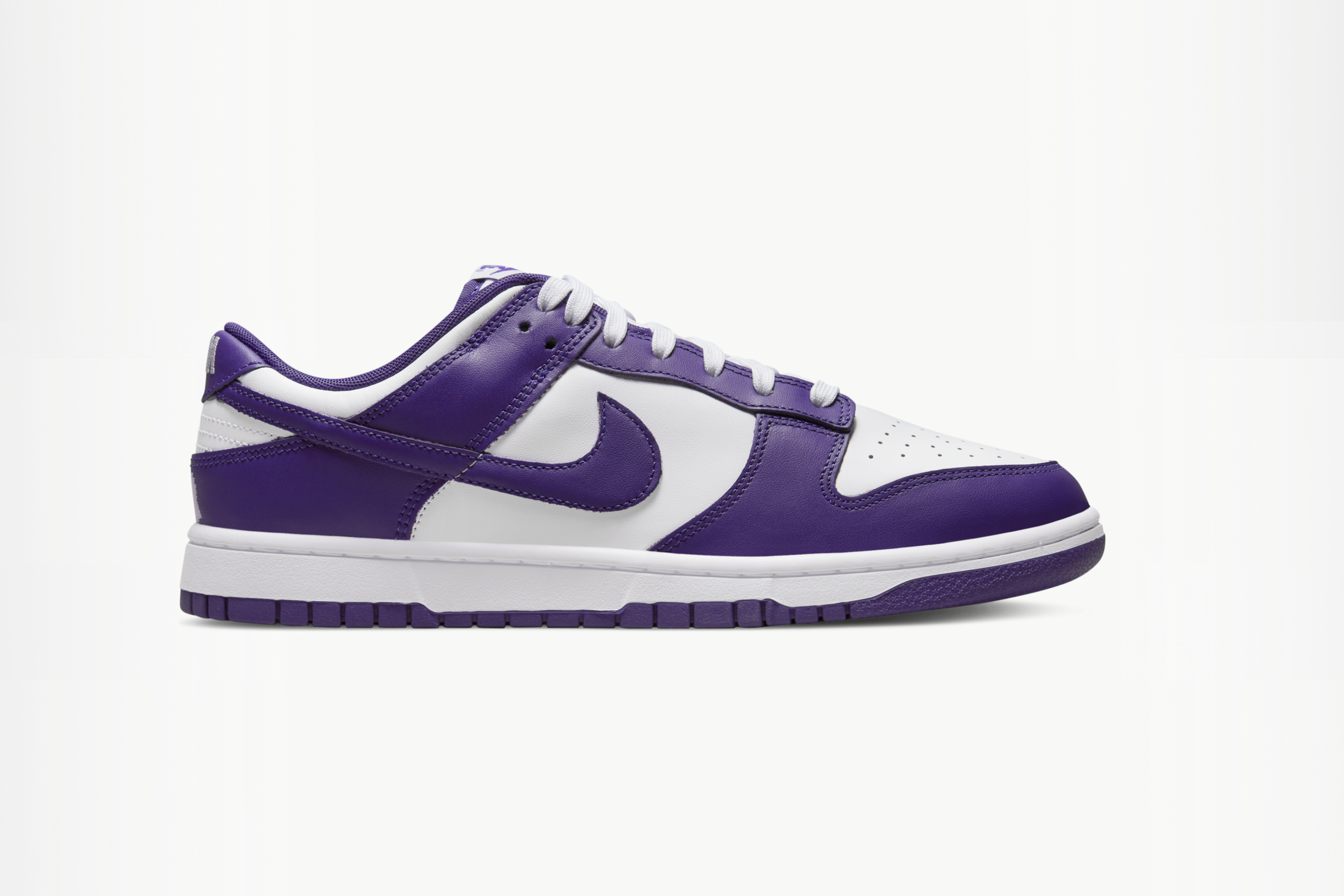 purple nike dunks