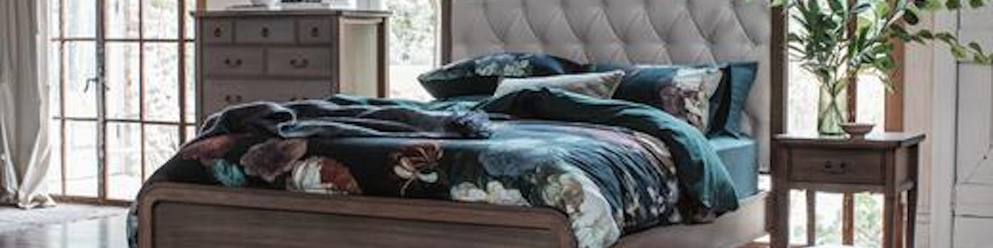 Coringle furniture website deals