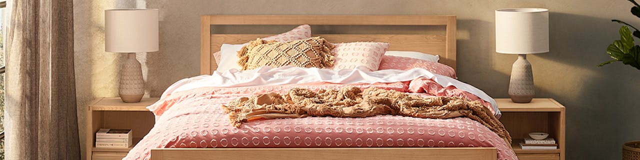 How to style your bedroom for Summer