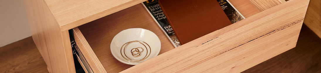 The Snooze bedside story