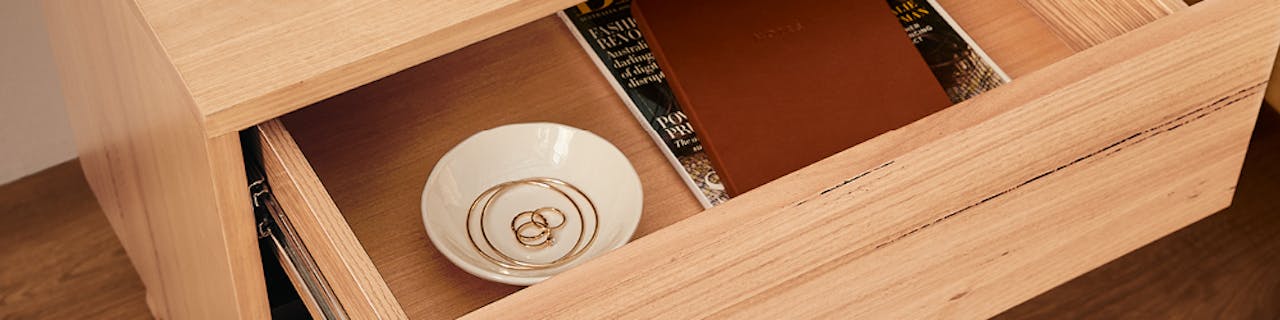 The Snooze bedside story