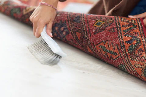 How to clean a rug