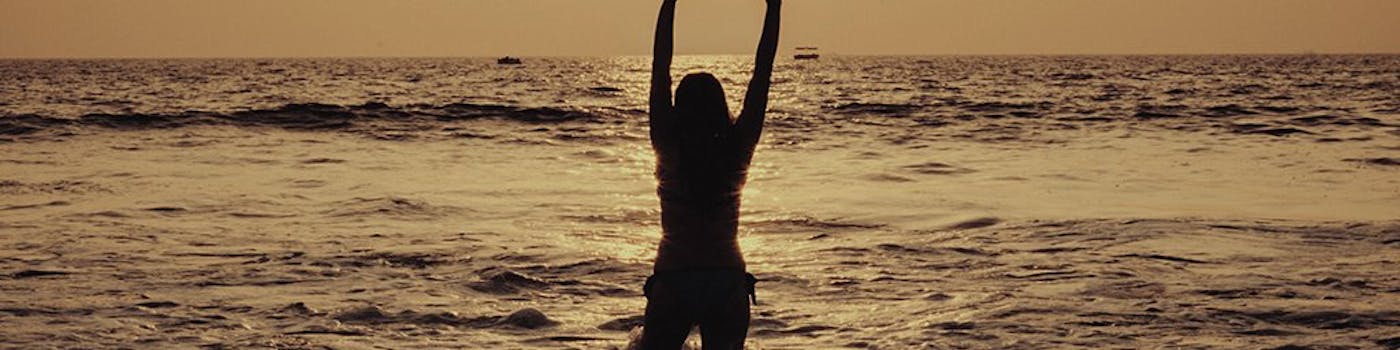 Rise with the birds and put a smile on your dial!