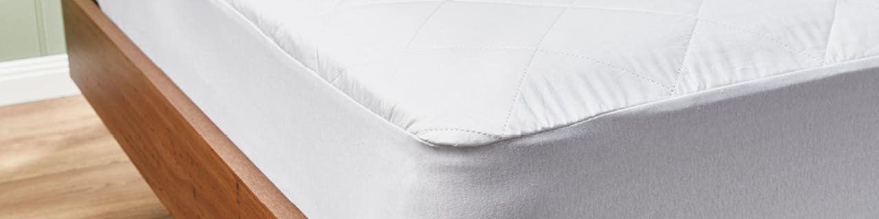 How to wash a mattress protector