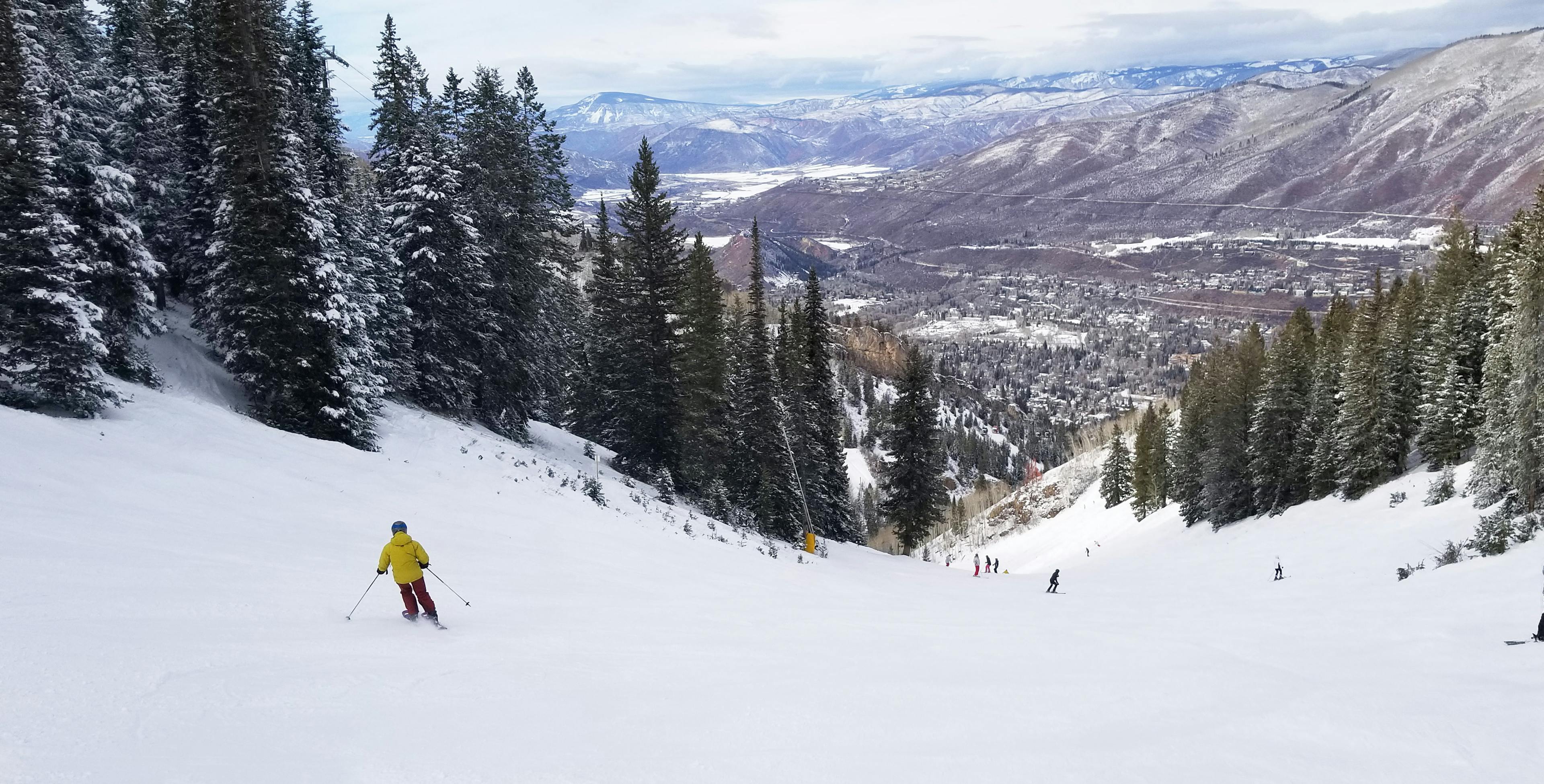 Skiing in Aspen Mountain