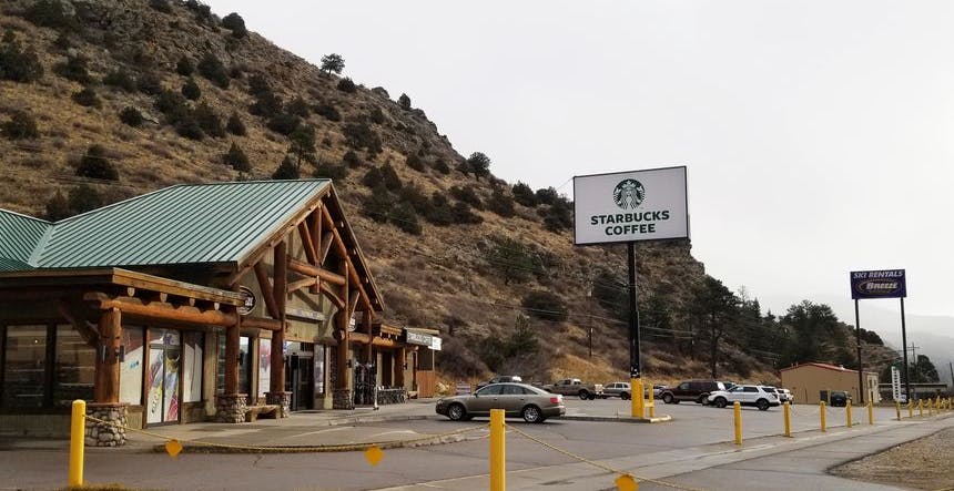 Starbucks and Breeze ski rentals shop at Dumont