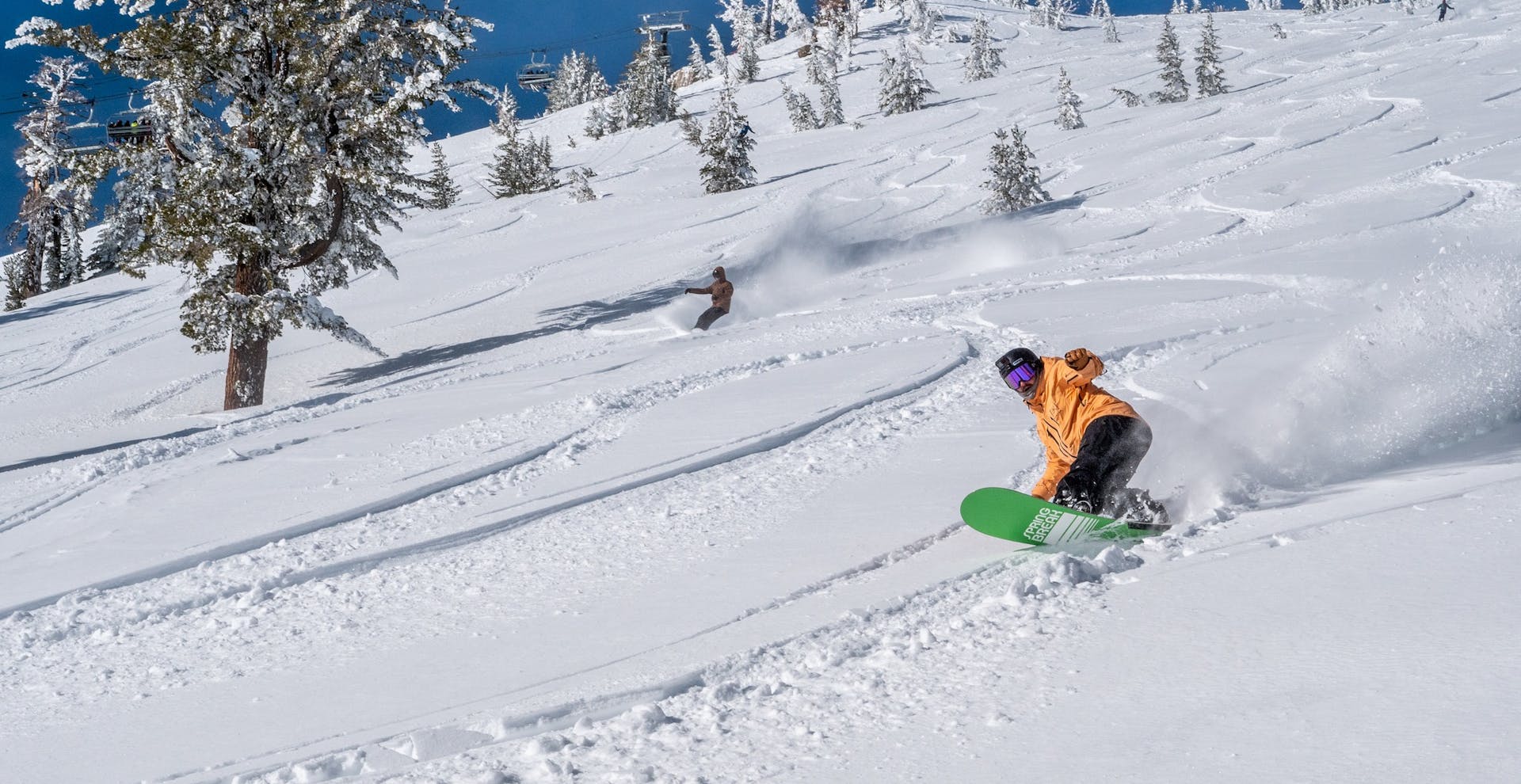 Snowboarding in Mount Rose - Ski Tahoe