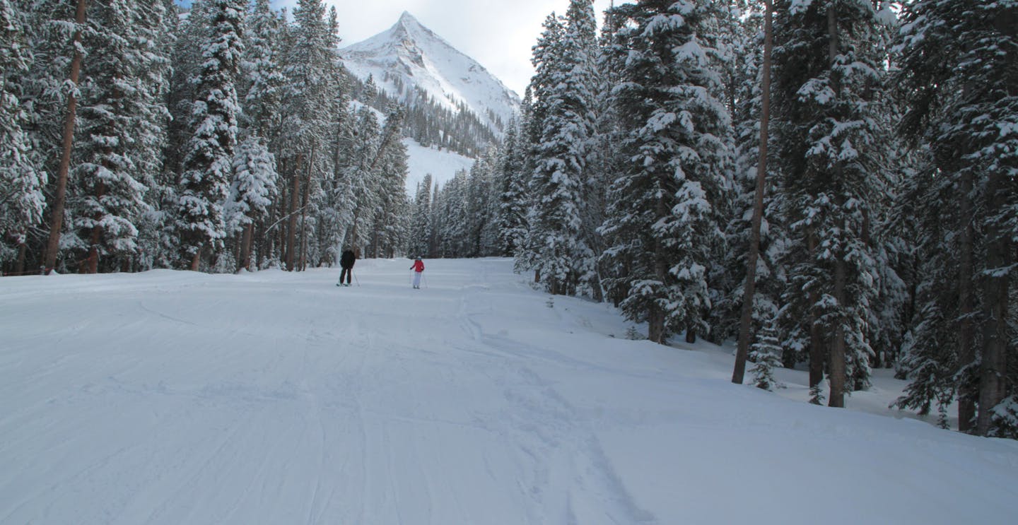 Skiing in Crested Butte Ski Resort