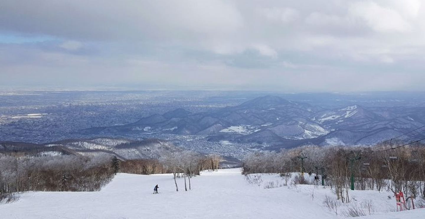 Top of the mountain at Sapporo Teine