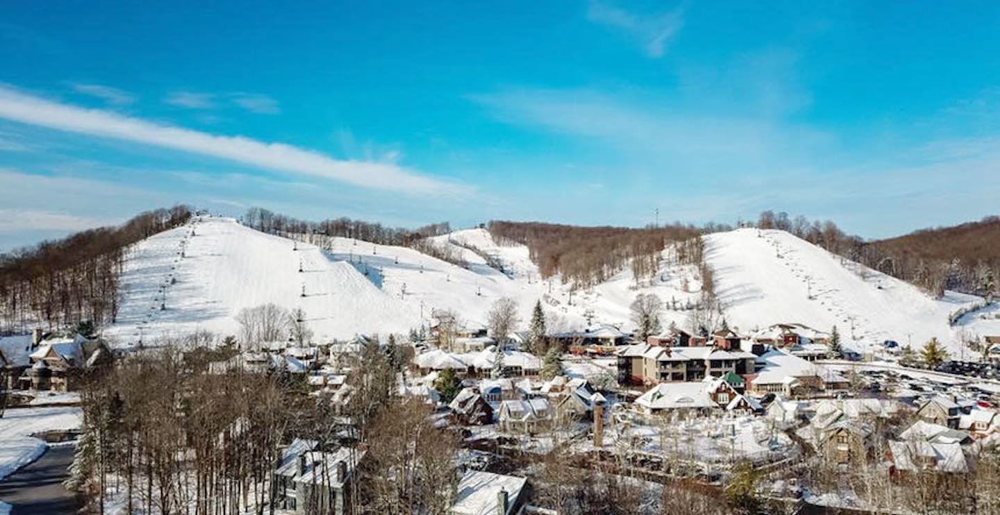 Sunny slopes (Photo credit: Crystal Mountain)