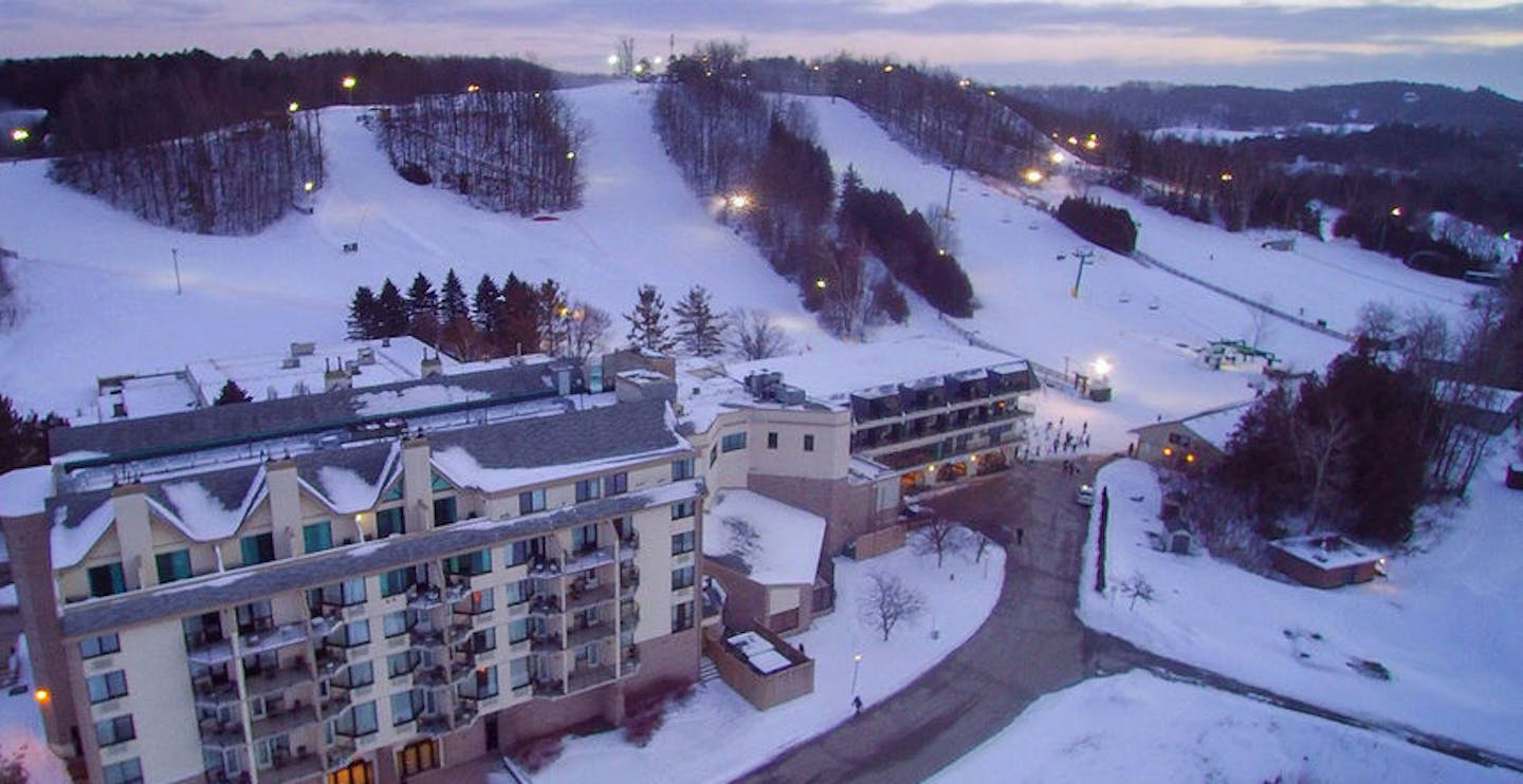 Hockley Valley offers convenient ski in/ski out accommodation (Photo credit: Hockley Valley)