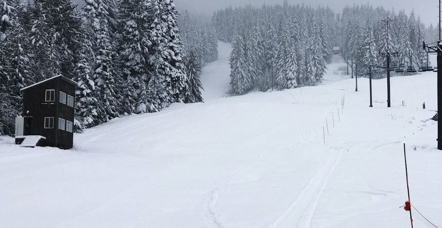 Plenty of snow at Mt. Hood Ski Bowl (Photo credit: Mt. Hood Ski Bowl)
