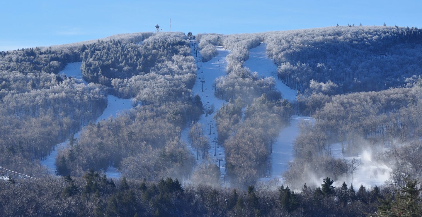 Wachusett Mountain near Boston, Massachusetts, USA. 