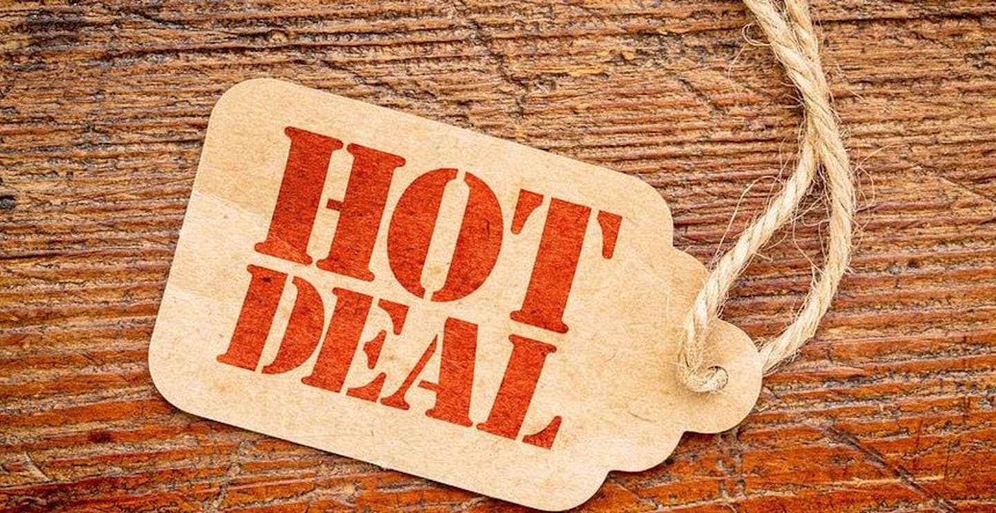 Hot deal sign