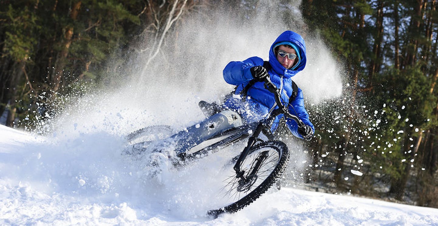 Snow cyclist