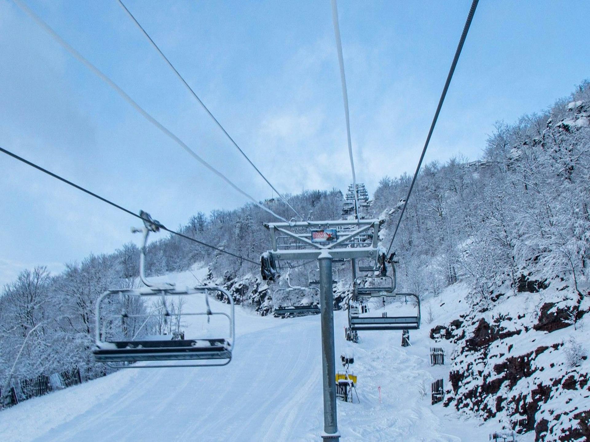 The chairlift running over the slopes of Hunter Mountain in New York, USA.