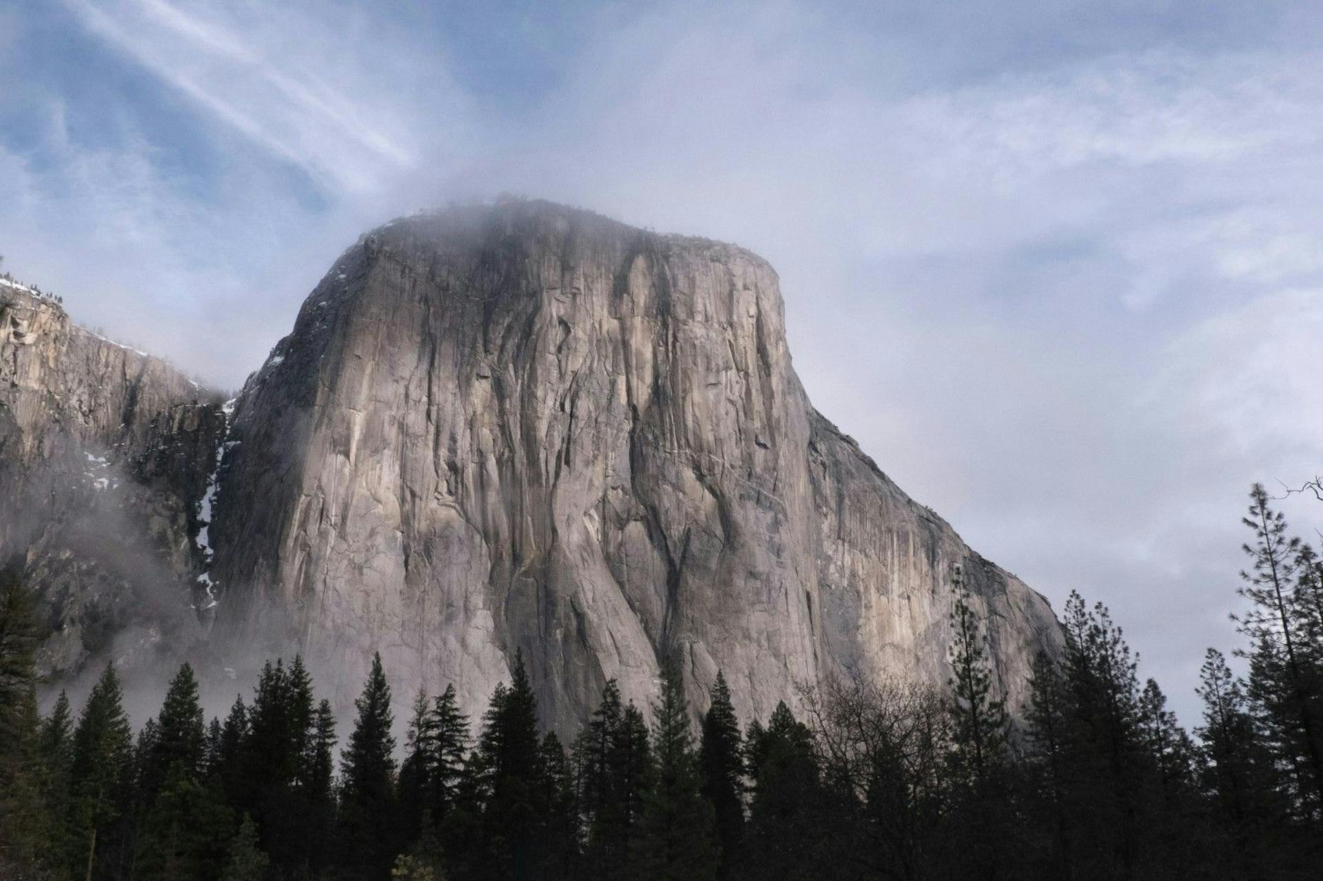 The misty peaks of Yosemite Valley in California, USA.