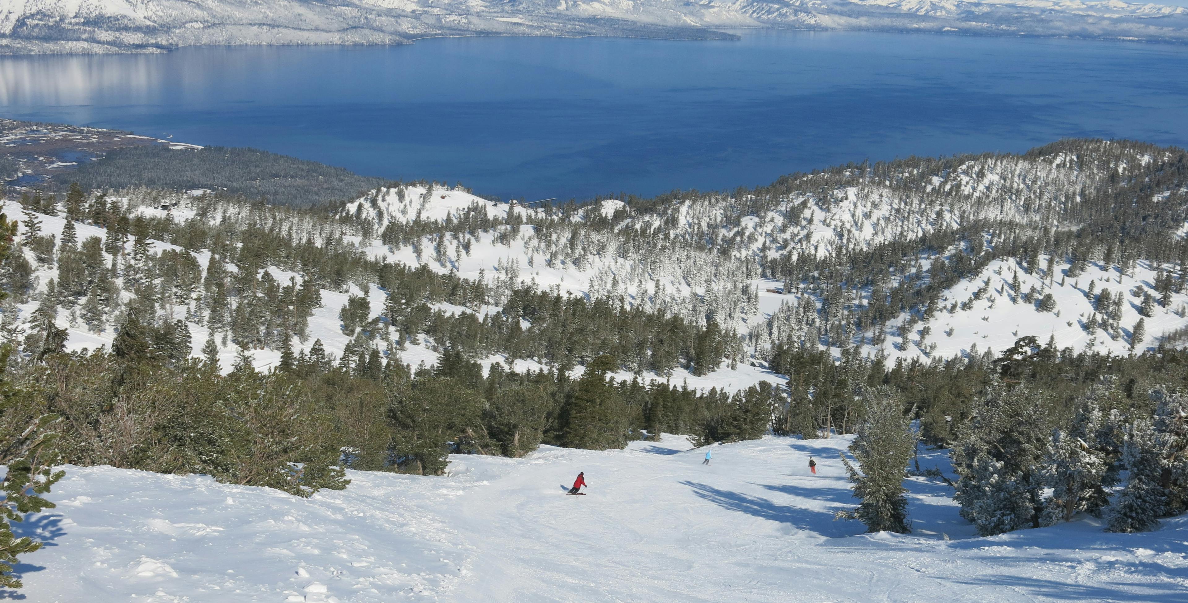 Heavenly ski slope with a view of Lake Tahoe