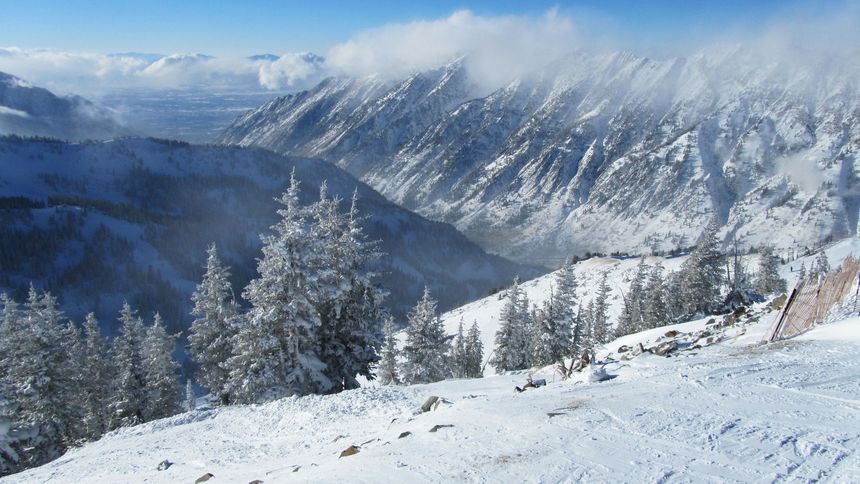 8 Best Ski Resorts To Ski Thanksgiving Weekend | Top Ski Resorts Open ...