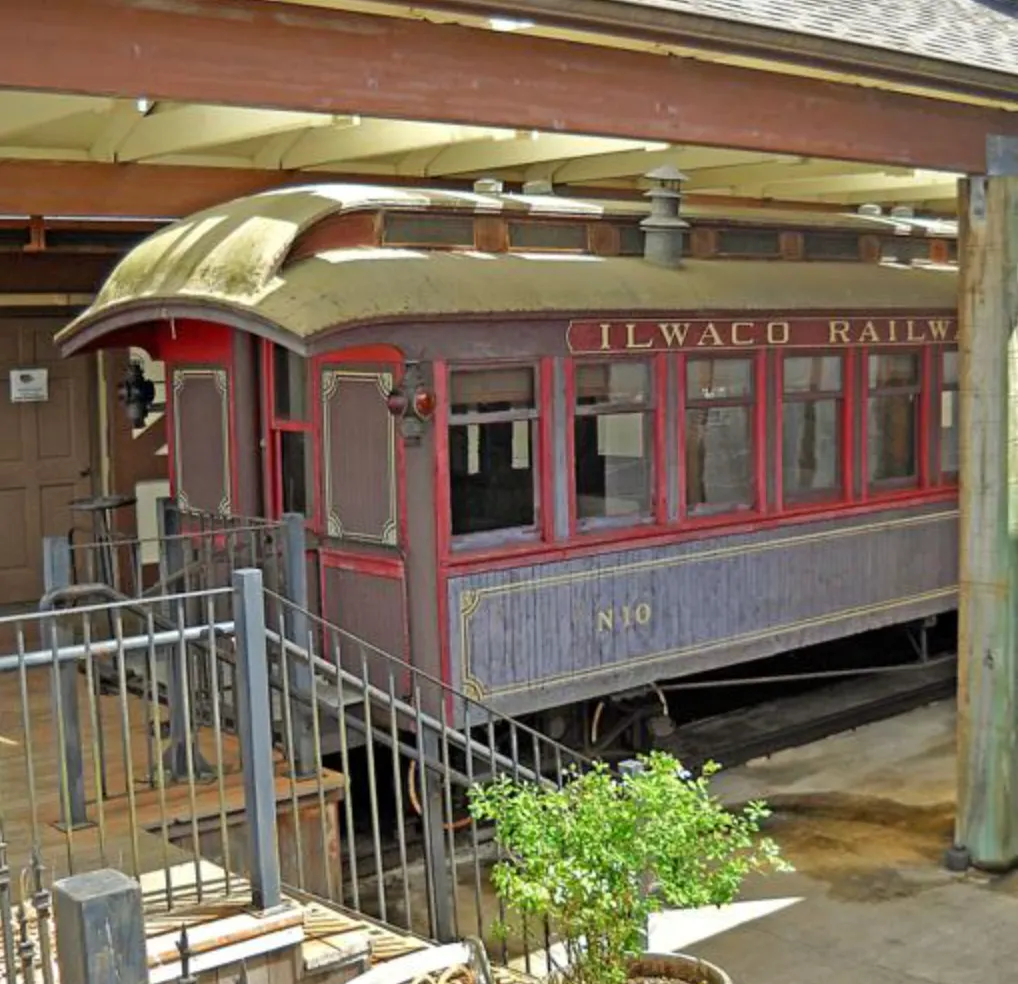 Picture of Ilwaco Railroad train