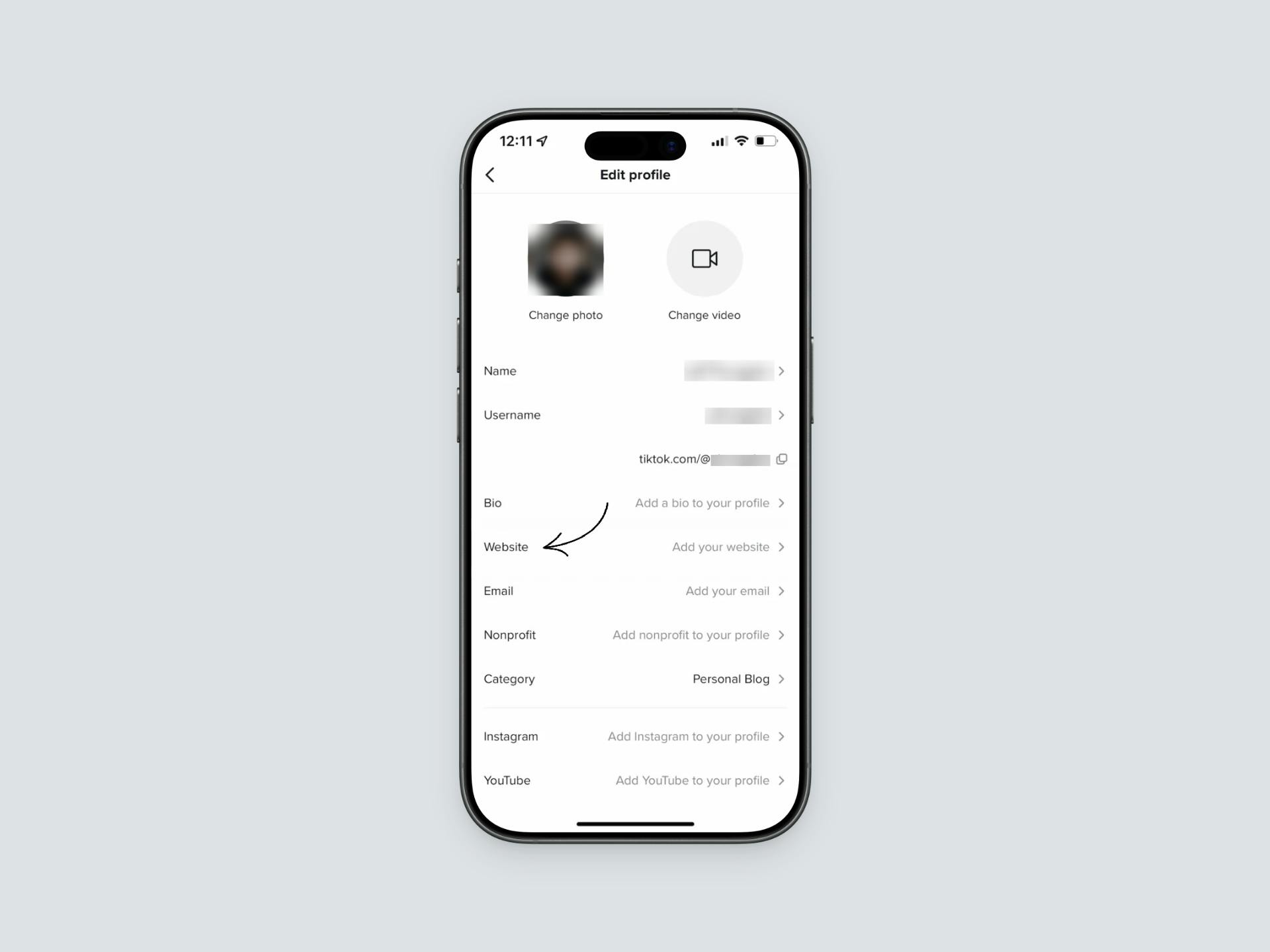 Add Instagram account link in the website field on TikTok