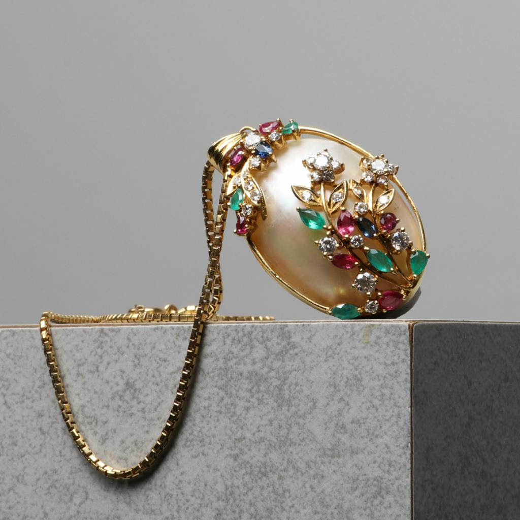 Guld halsband