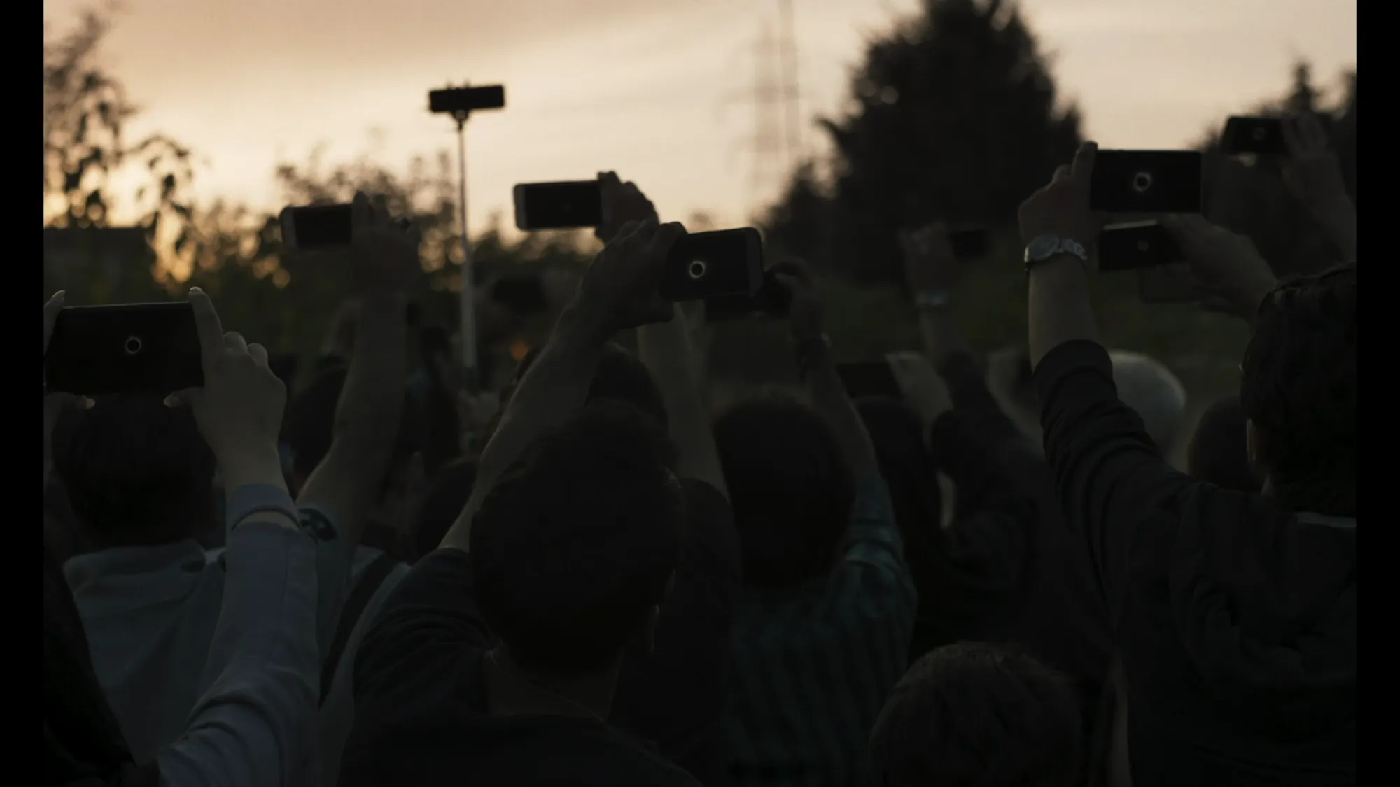 Solar Eclipse (2021) — photo 9