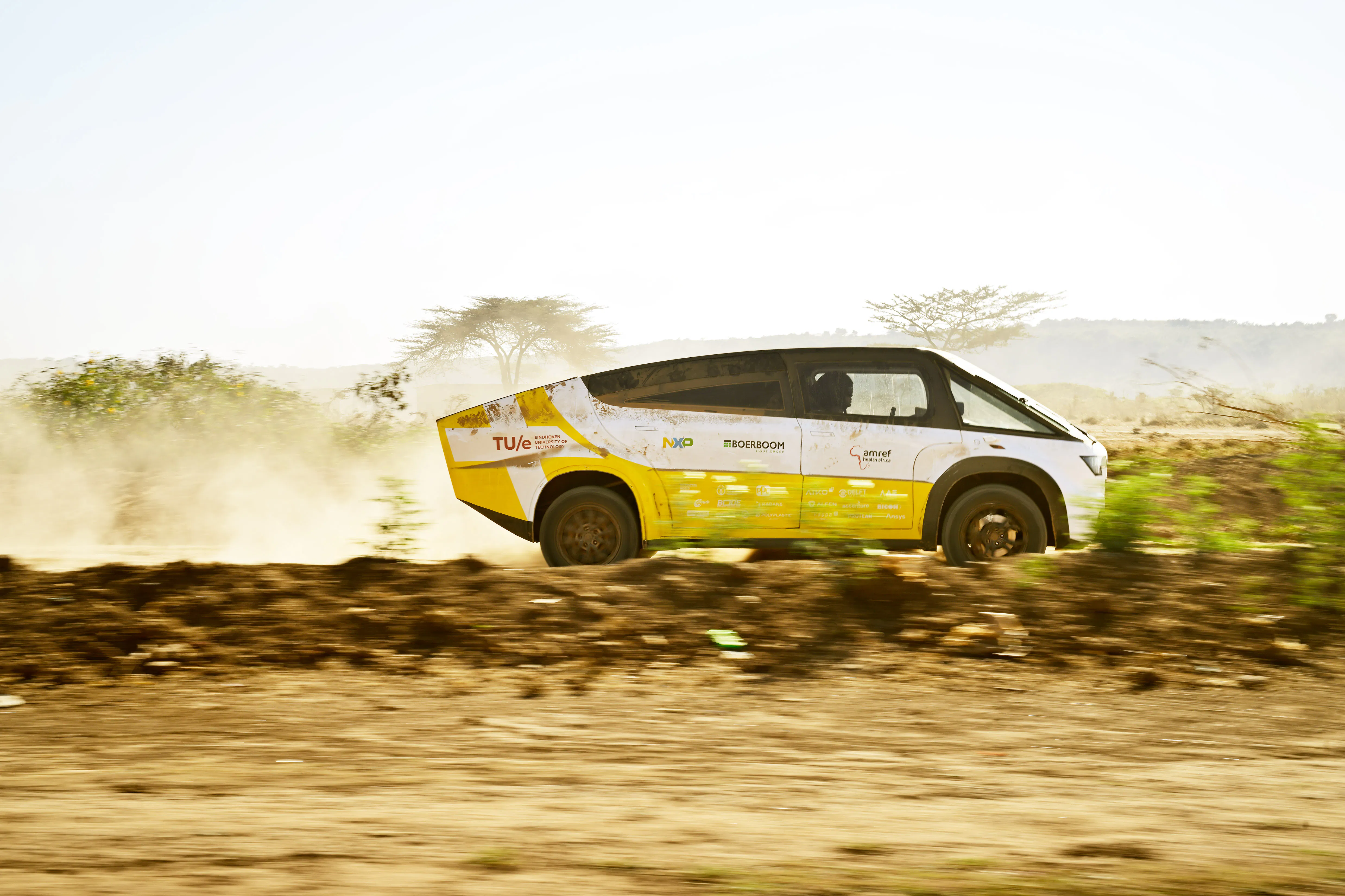  Solar Team Eindhoven impresses in Kenya: world's first solar ambulance Stella Juva is energy independent while delivering healthcare

