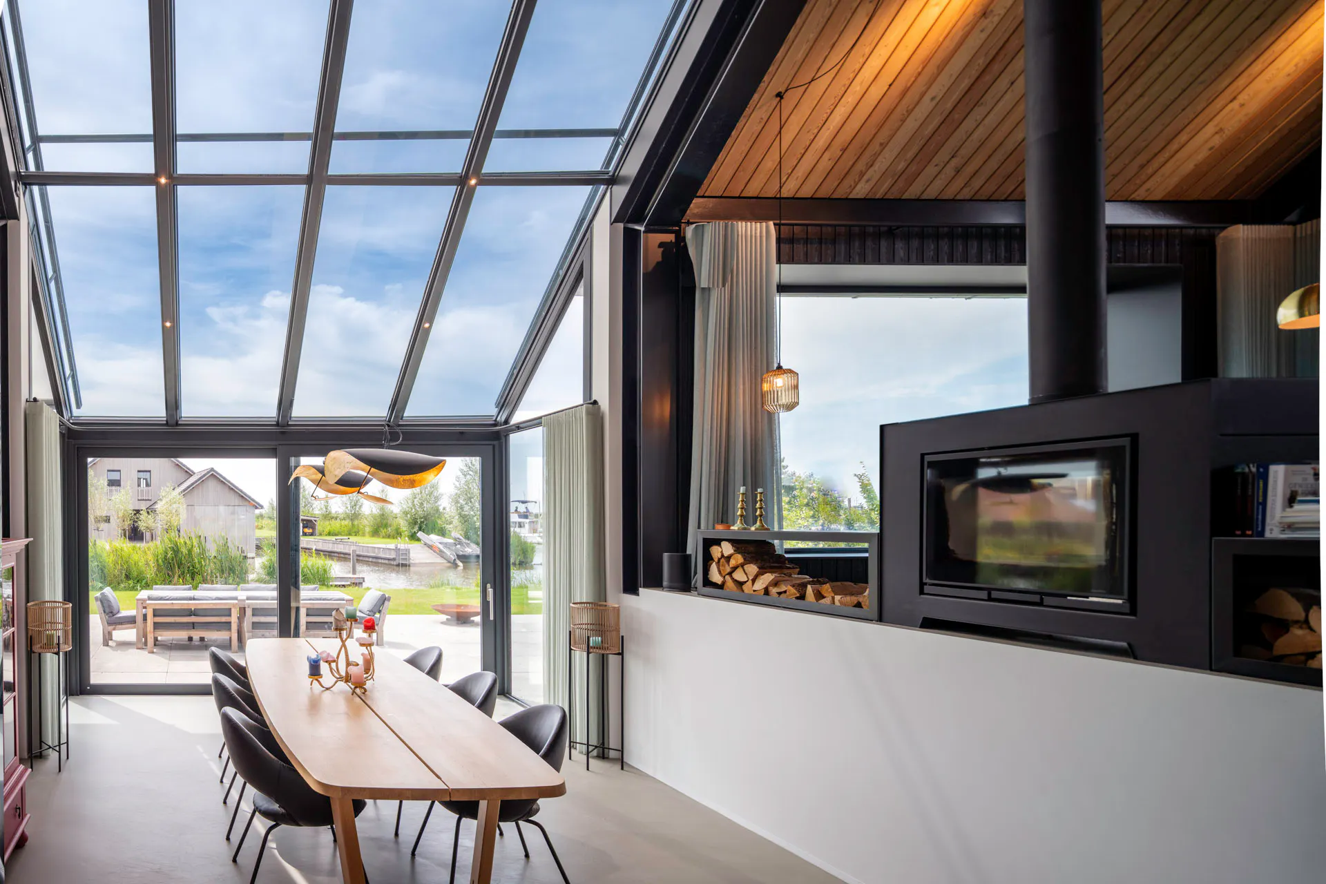 modern house with glass extension on kitchen diner