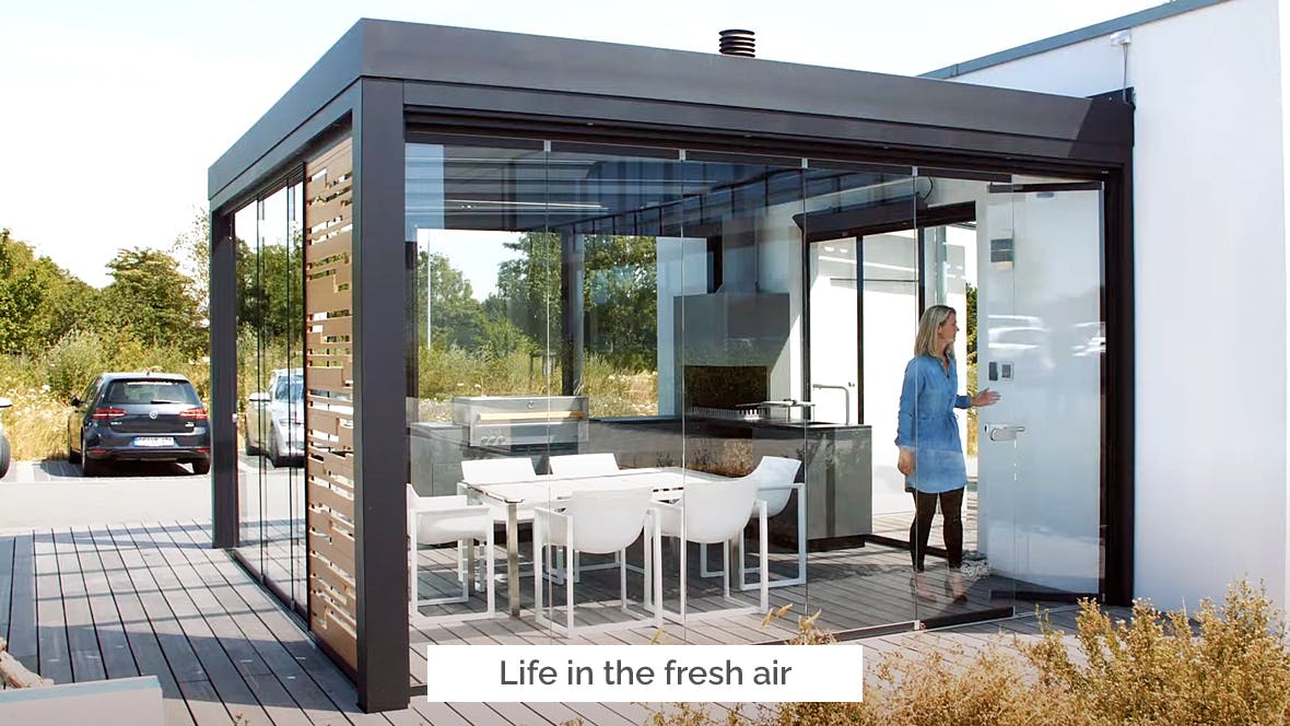 Solarlux by Reveal - Life in the fresh air video