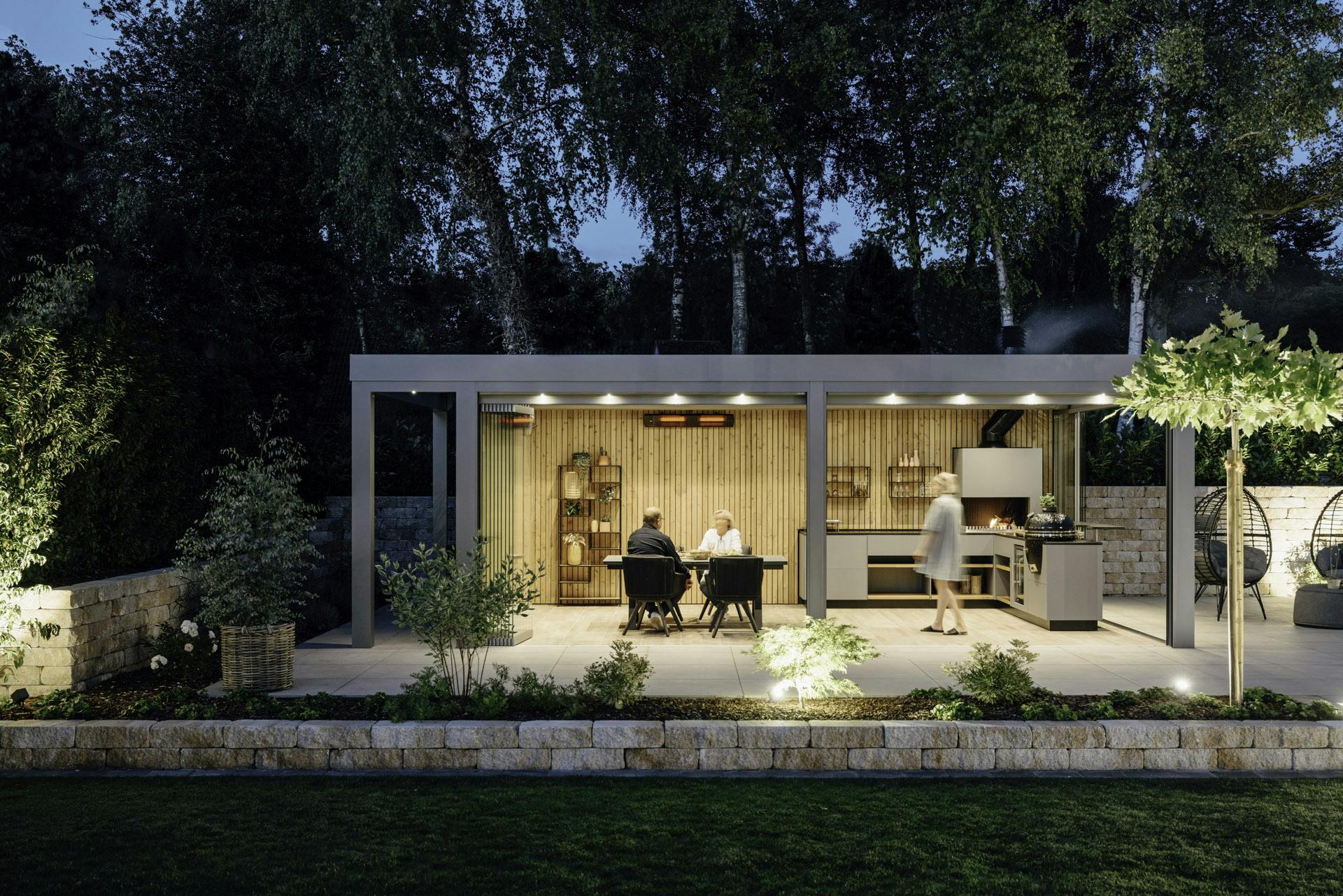 outdoor kitchen in glass room inspiration